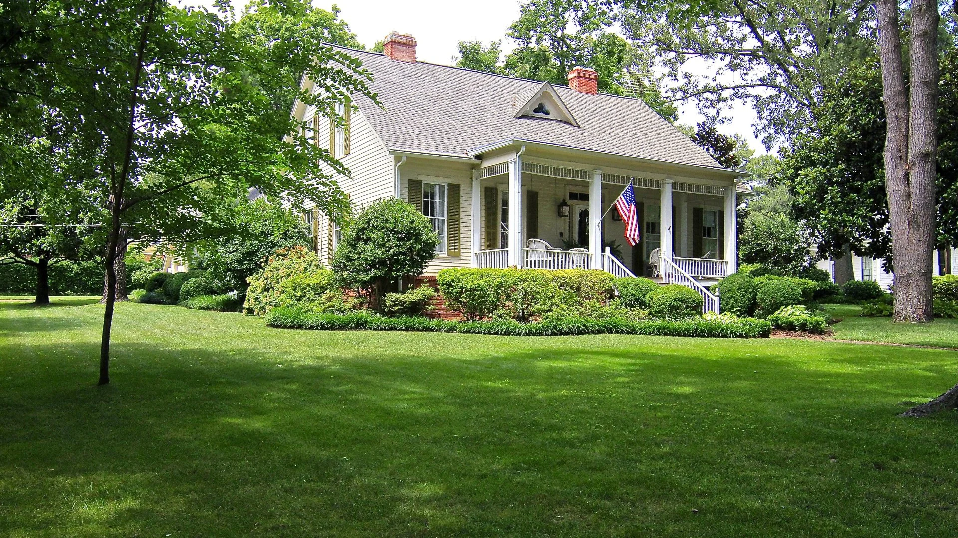 What Is the Average Cost of Lawn Fertilization