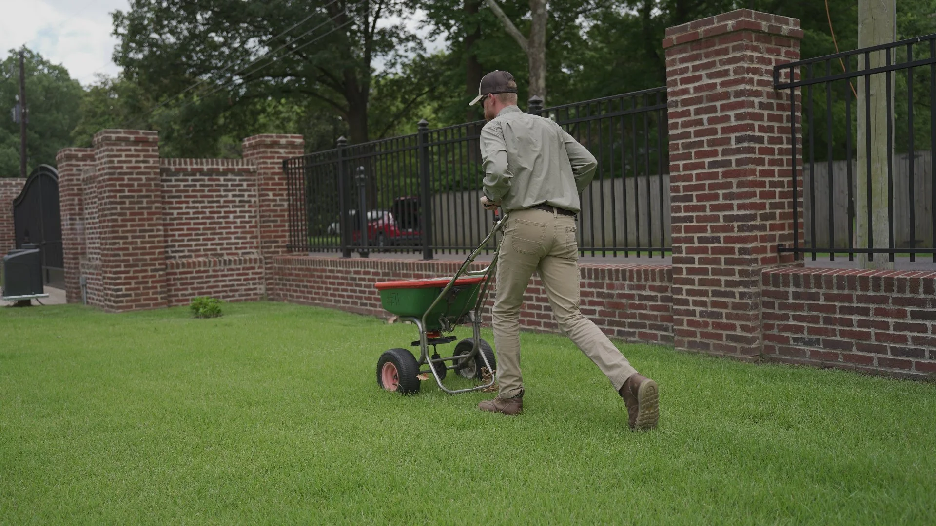 Why Aren't Fertilizer Treatments Improving Your Lawn?
