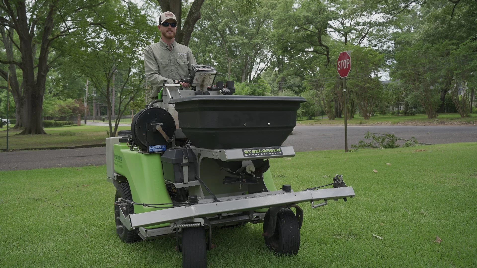 What Should You Look for When Scheduling a Lawn Fertilization Program?