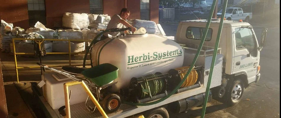 Herbi-Systems truck and worker in Memphis, TN.