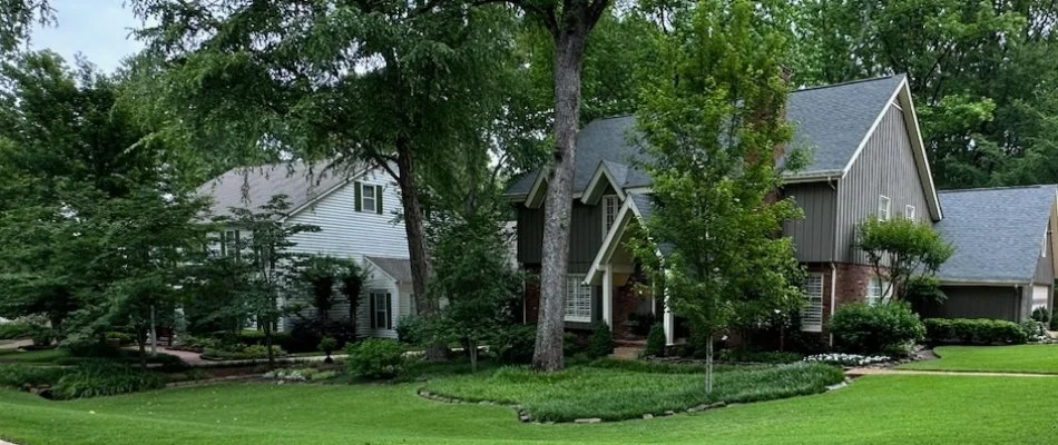 A property in Rosemark, TN, with many trees.